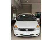 VENDO KIA CARNIVAL 4 HILERAS AÑO 2012