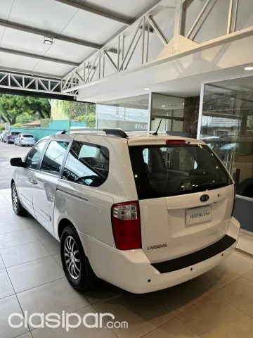 Kia Carnival 2012 — foto 6