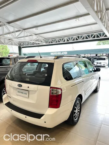 Kia Carnival 2012 — foto 7