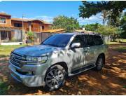 LAND CRUISER 2017