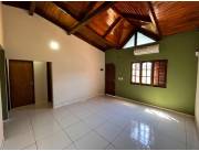 Casa ubicada en el Barrio Jardín de Cambyretá.