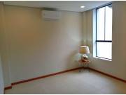 VENDO O ALQUILO DUPLEX EN LUQUE ZONA PLZA MADERO COD 5465