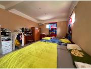 VENDO CASA EN MARIANO ROQUE ALONSO ZONA ROTONDA COD 5315