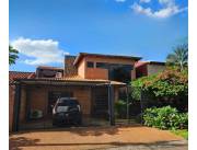 EN VENTA CASA EN VILLA ADELA - LUQUE