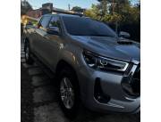 TOYOTA HILUX SRV 2018 4x2 MECÁNICO ÚNICO EN SU ESTADO BELLEZA TOTAL !!