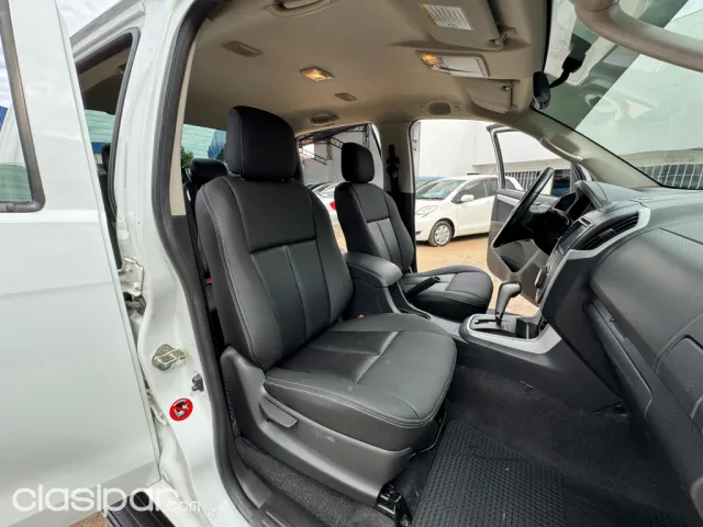 Isuzu Dimax 2018 — foto 3