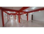 ALQUILO SHOWROOM CON DEPOSITO EN LUQUE COD 5380