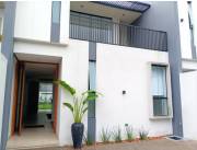 ALQUILO DUPLEX EN LUQUE ZONA CONMEBOL COD 5465