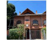 VILLA MORRA: INIGUALABLE TRIPLEX EN OFERTA! 3 DORMIT, QUINCHO, PARRILA, JARDÍN.