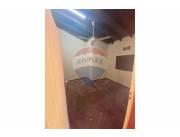 ALQUILO AMPLIA CASA UBICADA EN UNA ESQUINA, IDEAL PARA OFICINA, EN EL BARRIO RECOLETA
