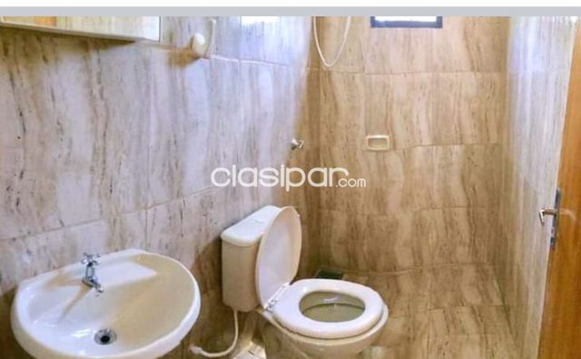 VENDO CASA EN LUQUE