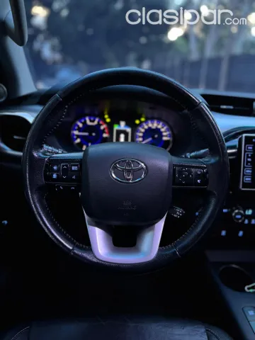 Toyota Hilux 2018 — foto 6