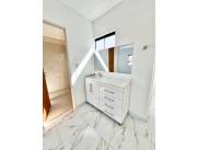 VENDO DUPLEX A ESTRENAR EN LUQUE CUARTO BARRIO COD 5476
