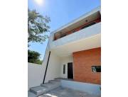VENDO A ESTRENAR VIVIENDAS EN DÚPLEX 3 DORM. - LOMA MERLO, LUQUE (CÓD. 1328)