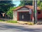 VENDO PROPIEDAD EN ESQUINA SOBRE PRIMER PRESIDENTE