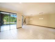Duplex - Venta - Paraguay Asunción Mburucuyá