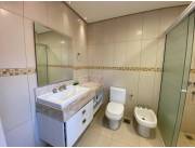 VENDO AMPLIA RESIDENCIA EN B° MCAL ESTIGARRIBIA-ASUNCIÓN