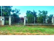 EN VENTA CASA A REFRACCIONAR EN LUQUE ID: 34876