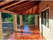 OFERTA G/. 250.000.000. Casita con 2 lotes. Areguá, Estanzuela, a 2 cuadras de la ruta.