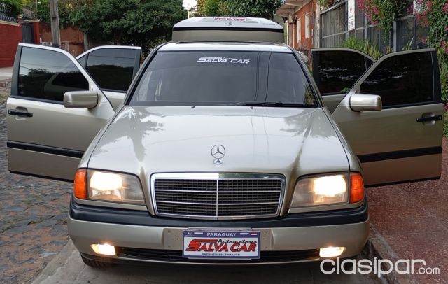 Intercambios de Autos - VENDO MERCEDES-BENZ C250 AÑO 96 MOTOR 2.5 DIESEL COMÚN MECANICO AIRE FULL LLANTAS DEPORTIV