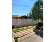 VENDO HERMOSA CASA EN FERNANDO DE LA MORA ZONA SUR