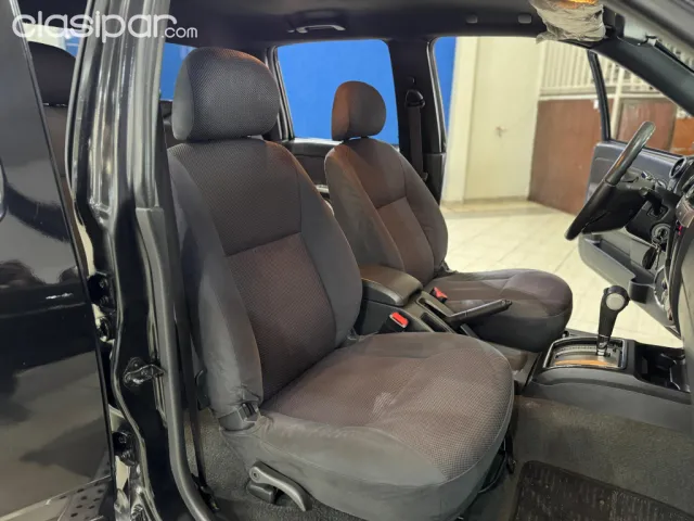 Isuzu D-Max 2012 — foto 3