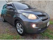 Vendo Toyota New ist año 2007 motor 1800cc 4x2 automatico bloqueo central llantas deportiv