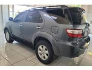 Toyota Fortuner 2011 SRV