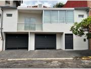 Z/ COL. SAN JOSE, INTER, LAS TERESAS: LUJOSO DÚPLEX, 2 SUITES, JARDÍN, 5.800.000 GS.