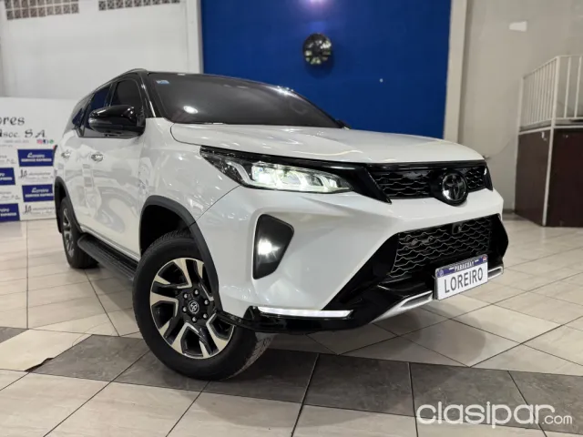 Toyota Fortuner 2023 — foto 5