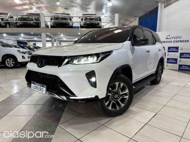 Toyota Fortuner 2023 — foto 6