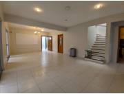 ALQUILO DUPLEX PARA VIVIENDA U OFICINA EN MBURUCUYA
