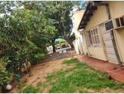 VENDO AMPLIA PROPIEDAD CON CONSTRUCCIÓN A DEMOLER!
