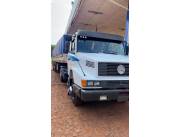 Vendo camion mercedes