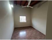 ALQUILO DPTO DE 2 DORMITORIOS Y 1 COCHERA EN BO. VISTA ALEGRE