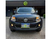 VOLKSWAGEN AMAROK DE DIESA AÑO 2017 MOTOR TURBO DIESEL AUTOMÁTICO 4X4 UNICO DUEÑO