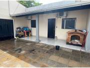VENDO CASA EN MARIANO ROQUE ALONSO ZONA STOCK COD 5220