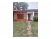Vendo casa a refaccionar en el barrio Santa Librada de Asuncion