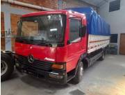 Vendo Camión Mercedes Benz 815 Atego Año 2000.