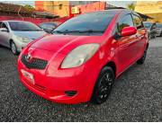 Hermoso y Unico toyota new vitz con uso . Sin detalles full equipo color rojo año 2005/0