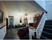 VENDO RESIDENCIA CON ASCENSOR EN BARRIO SAN CRISTOBAL