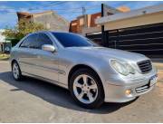 Mercedes Benz C230 2005 jb