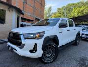 Toyota Hilux SR 2021