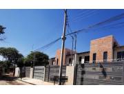 VENDO DUPLEX EN LUQUE ZONA MUNICIPALIDAD COD 5287