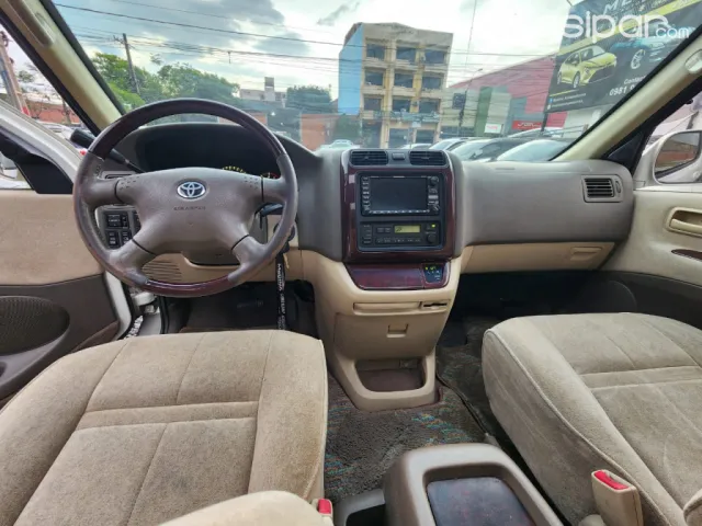 Toyota Hiace 2001 — foto 4