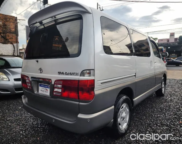 Toyota Hiace 2001 — foto 5