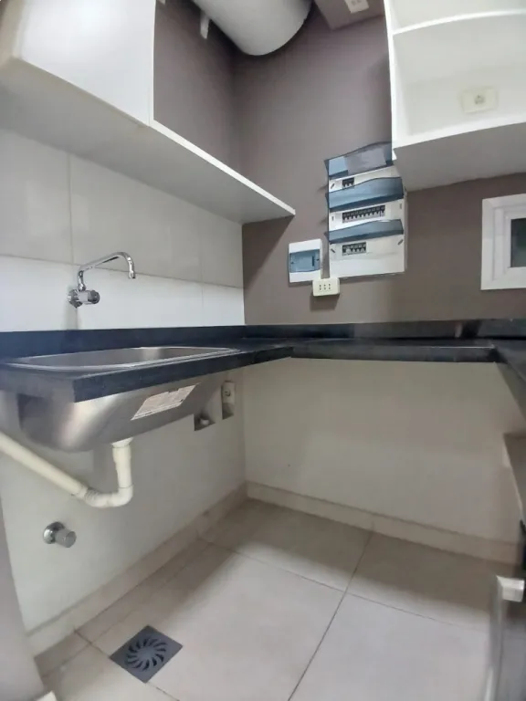 VENDO DPTO. DE 2 DORM. EN ZONA CIT. EDIF TRINITY TOWERS — foto 2