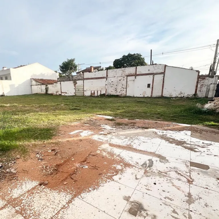 Vendo terreno de 646,8 m2 en Sajonia — foto 2