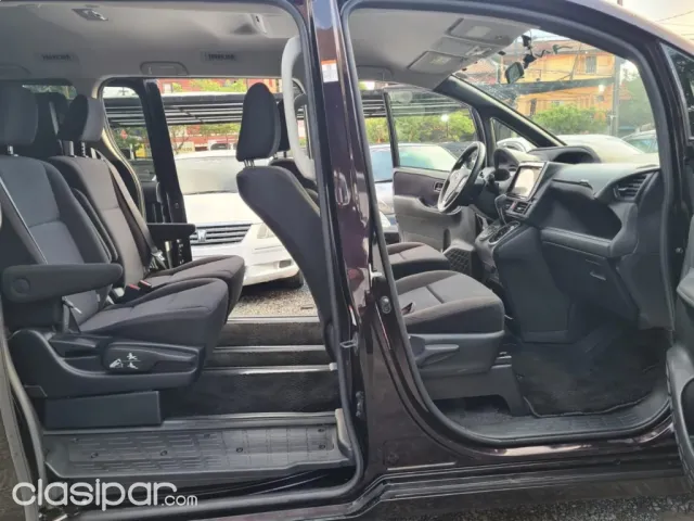 Toyota Noah 2014 - foto 8