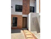 ALQUILO DUPLEX A ESTRENAR EN VILLA AURELIA